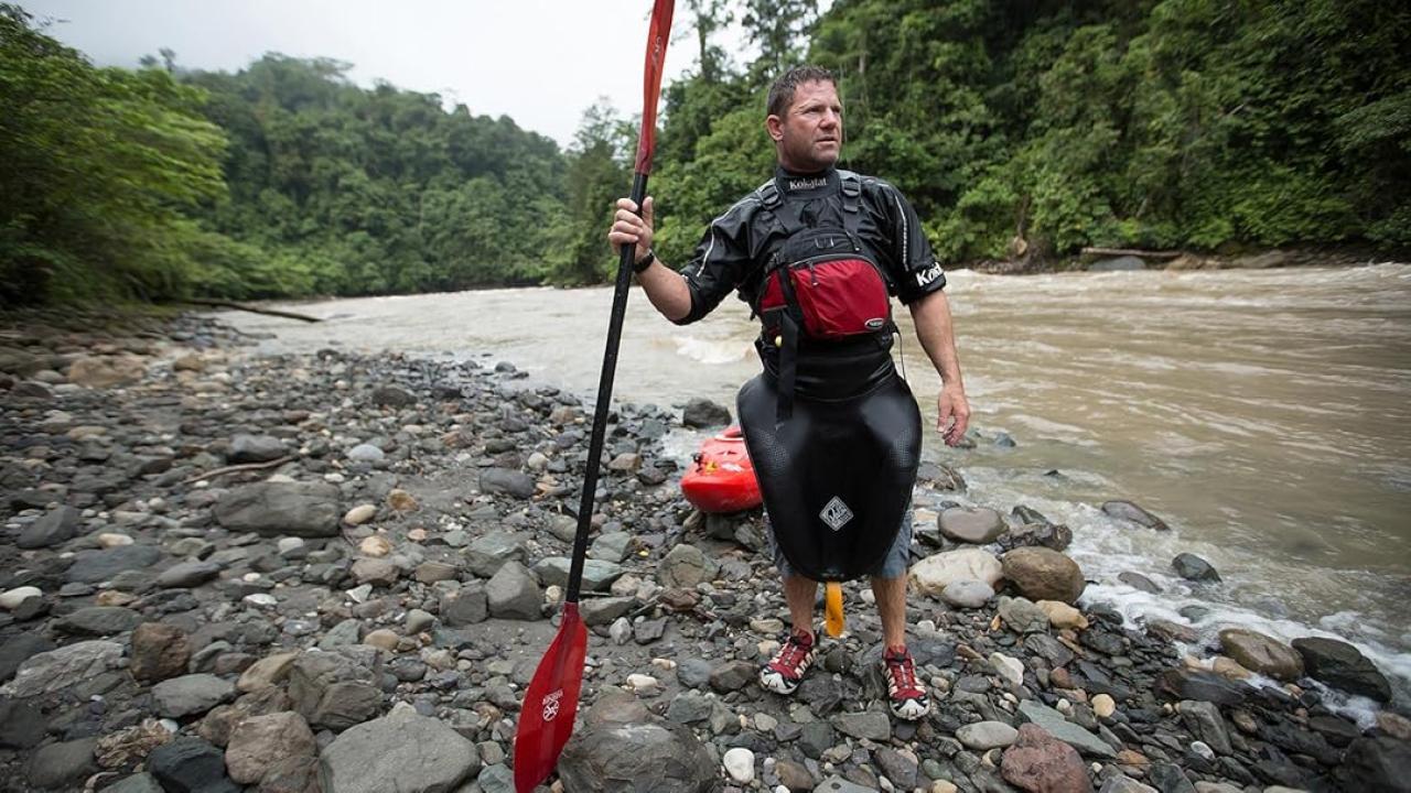 Steve Backshall: dobrodružství na řece Baliem (1)