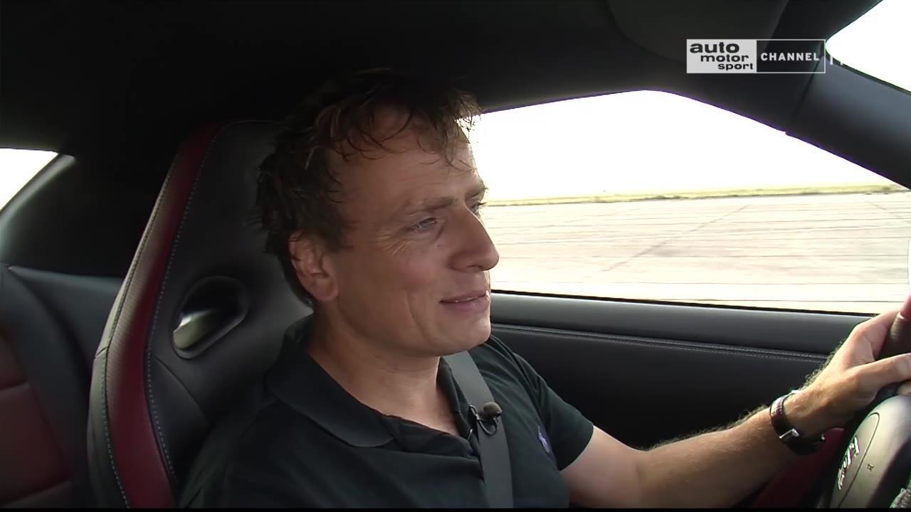 Rychlé kolo: Nissan GT-R 3,8l 550PS Black