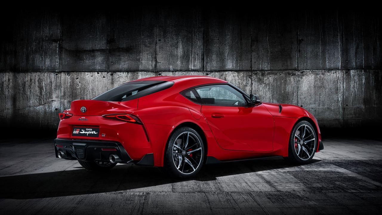 Přednost v jízdě: Toyota GR Supra