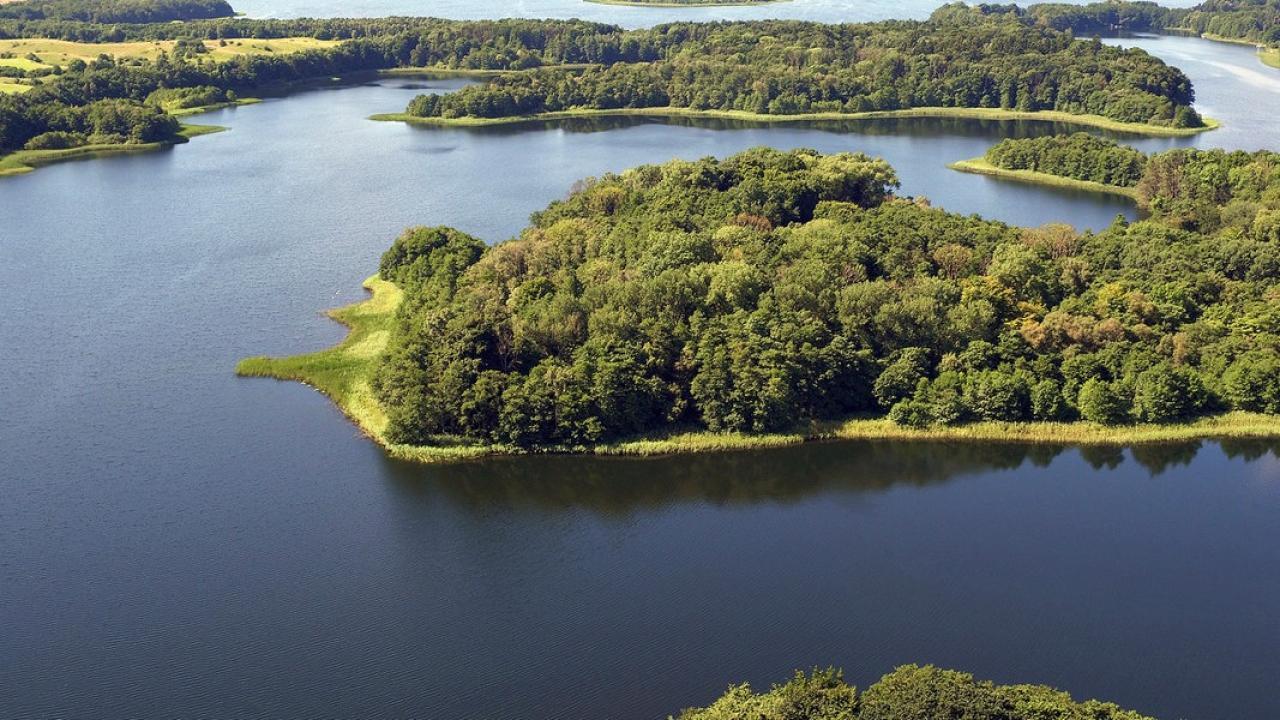 Eagle Lakes