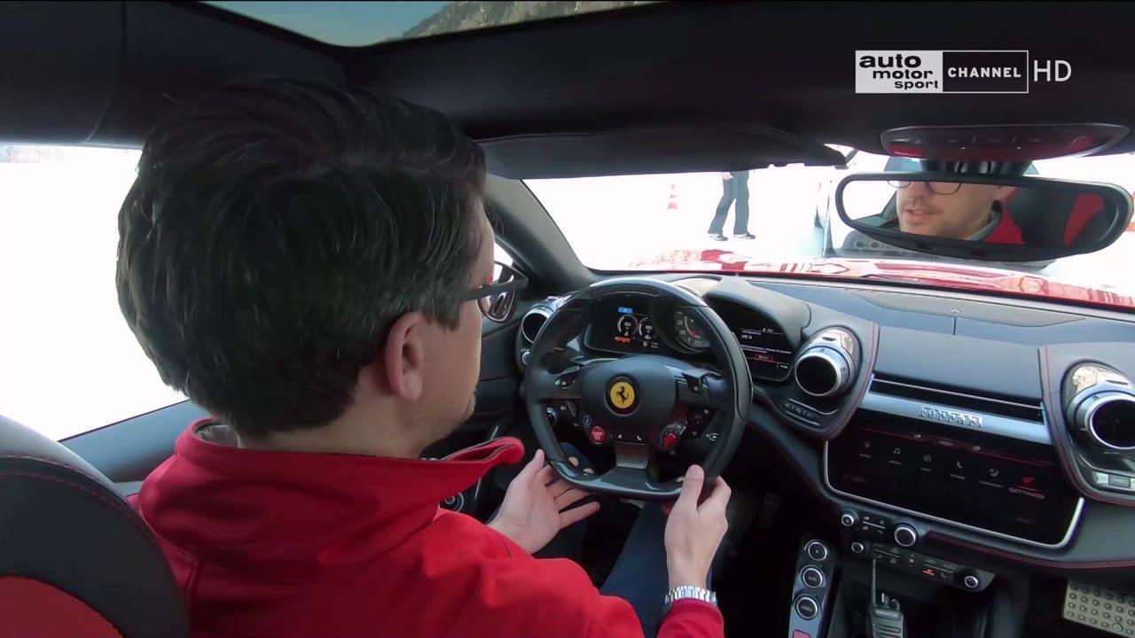 Přednost v jízdě: Ferrari GTC4 Lusso