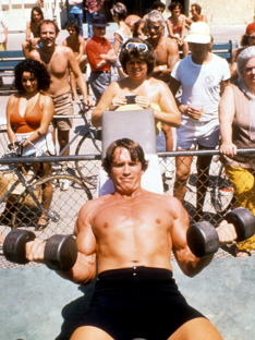 Ako sa formuje Arnold Schwarzenegger