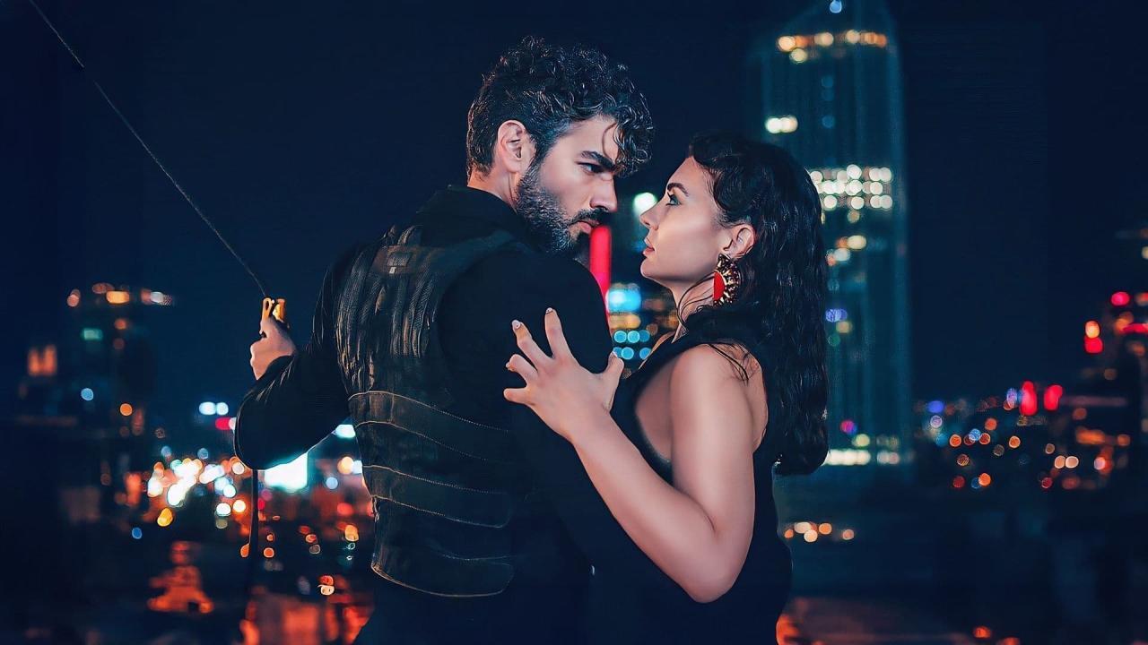 Amor Encubierto