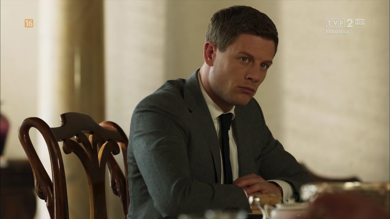 McMafia (TV seriál)
							(festivalový název)