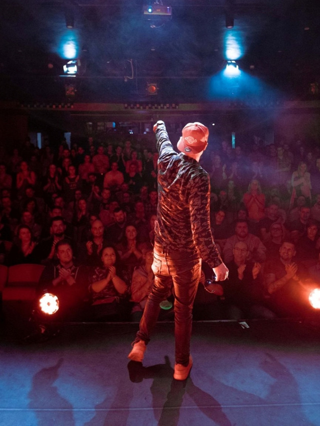 MAGIC SHOW